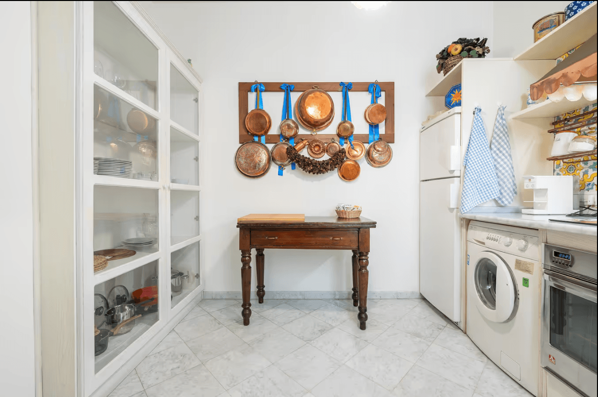 Kitchen at ĀMĪTA